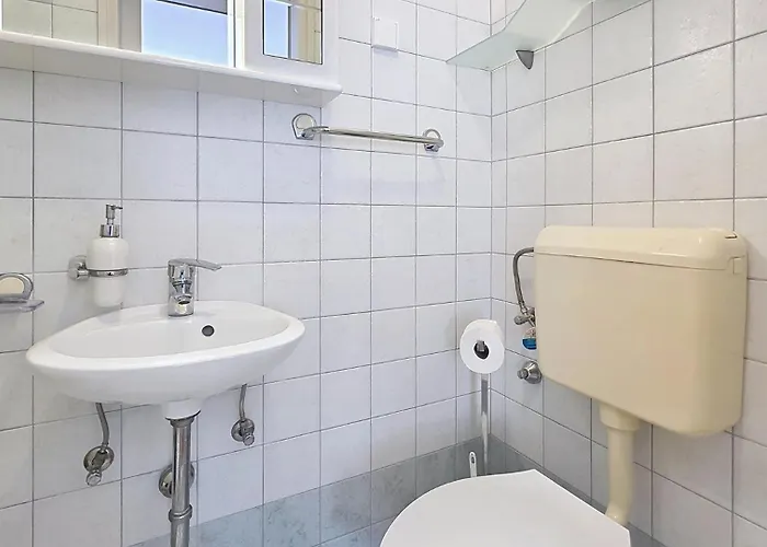 Apartment Zic Vesna - 350 M From The