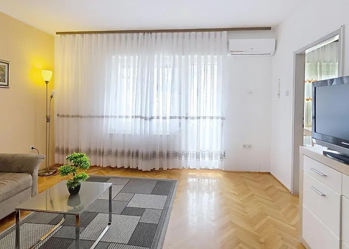Zic Vesna - 350 M From The Appartement *