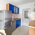 Zic Vesna - 350 M From The Apartament