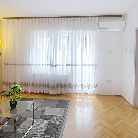 Zic Vesna - 350 M From The Apartament *